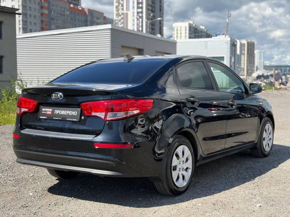 Kia Rio III Рестайлинг с пробегом 2017 года, цена 625 000 рублей, 257000 км, седан, Автокод Объявления
