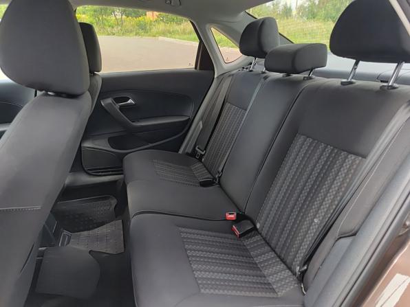 Volkswagen Polo V Рестайлинг с пробегом 2017 года, цена 1 095 000 рублей, 97452 км, седан, Автокод Объявления