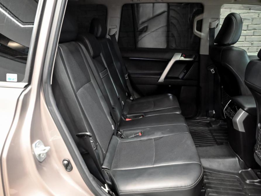 Toyota Land Cruiser Prado 150 Series Рестайлинг 2 Екатеринбург  - изображение 26
