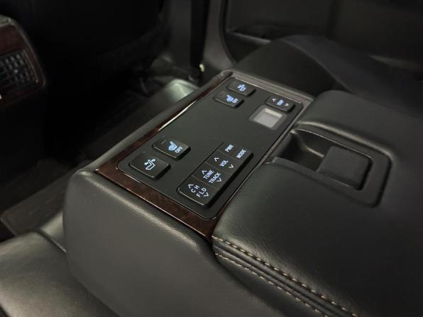 Toyota Camry VII (XV50) Рестайлинг с пробегом 2016 года, цена 2 100 000 рублей, 149000 км, седан, Автокод Объявления