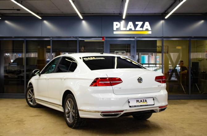 Volkswagen Passat B8 с пробегом 2017 года, цена 1 859 000 рублей, 186067 км, седан, Автокод Объявления