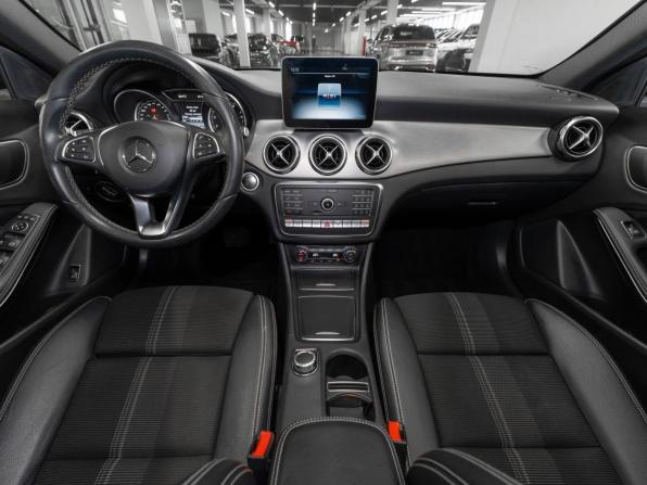 Mercedes-Benz GLA I (X156) Рестайлинг с пробегом 2017 года, цена 2 670 000 рублей, 77492 км, внедорожник, Автокод Объявления