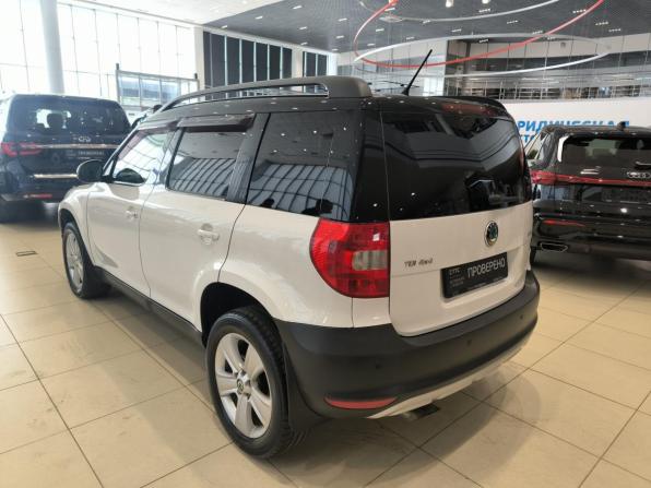 Skoda Yeti I с пробегом 2013 года, цена 1 159 000 рублей, 176111 км, внедорожник, Автокод Объявления