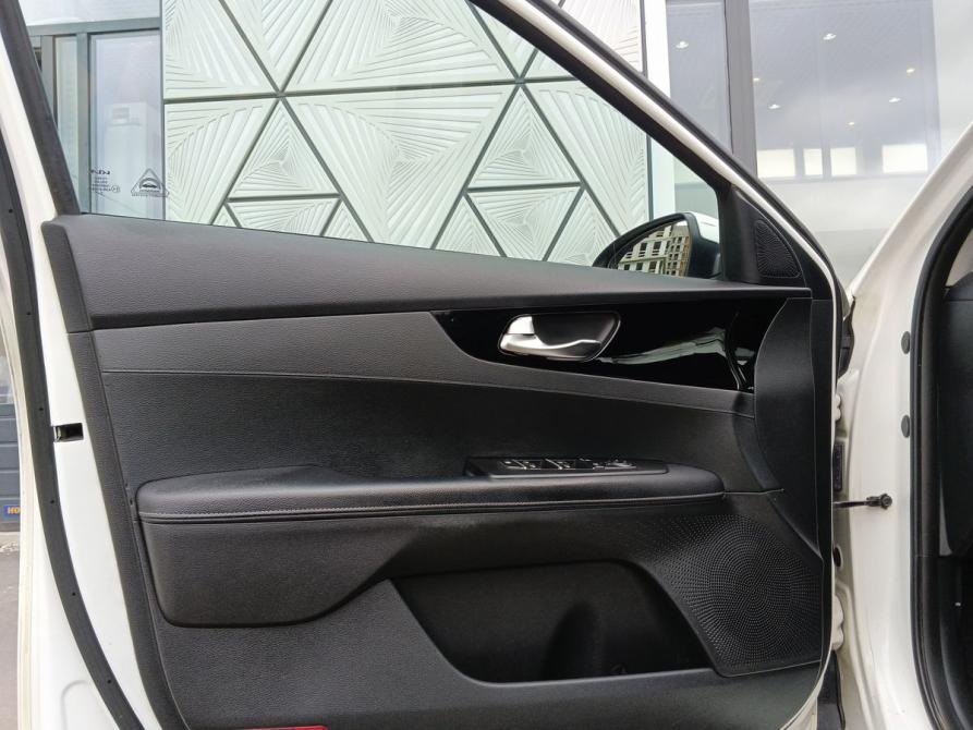 Kia Cerato IV Рестайлинг Москва  - изображение 15