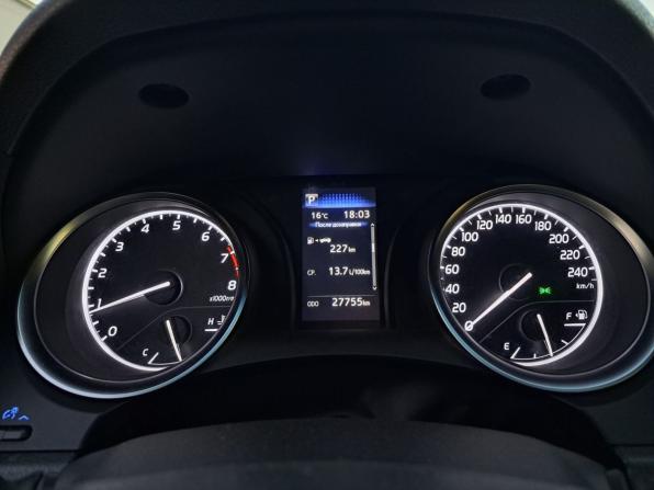 Toyota Camry VIII (XV70) Рестайлинг с пробегом 2021 года, цена 3 340 000 рублей, 27755 км, седан, Автокод Объявления