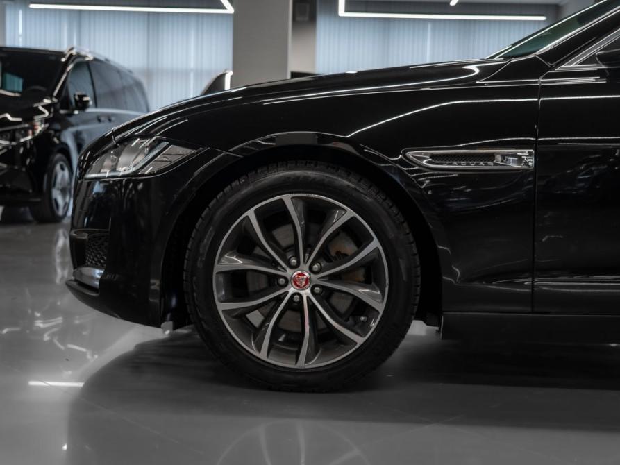 Jaguar XF II Москва  - изображение 23