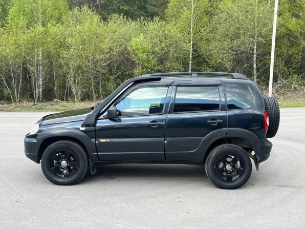 Chevrolet Niva I Рестайлинг с пробегом 2018 года, цена 749 000 рублей, 184000 км, внедорожник, Автокод Объявления