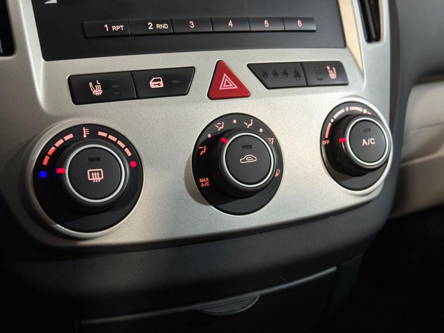 Kia Ceed I Великий Новгород  - изображение 17