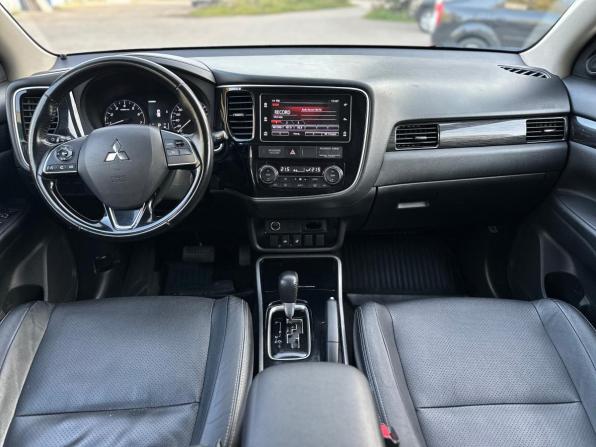 Mitsubishi Outlander III Рестайлинг 2 с пробегом 2017 года, цена 1 890 000 рублей, 165700 км, внедорожник, Автокод Объявления