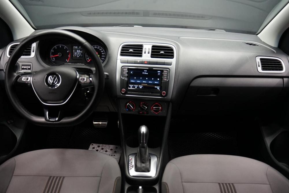 Volkswagen Polo V Рестайлинг Крым  - изображение 18