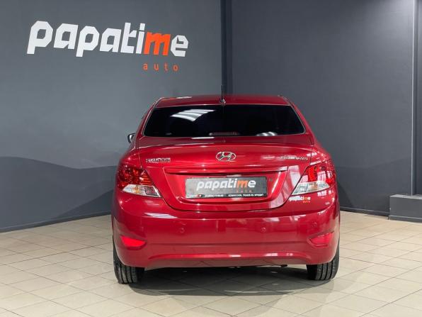 Hyundai Solaris I с пробегом 2013 года, цена 799 000 рублей, 158976 км, седан, Автокод Объявления