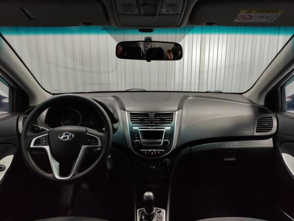 Hyundai Solaris I Рестайлинг с пробегом 2016 года, цена 899 000 рублей, 134243 км, седан, Автокод Объявления