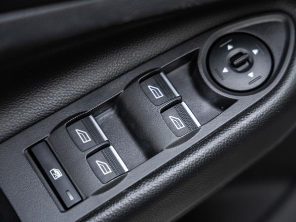 Ford Kuga II Рестайлинг с пробегом 2017 года, цена 1 648 000 рублей, 100066 км, внедорожник, Автокод Объявления