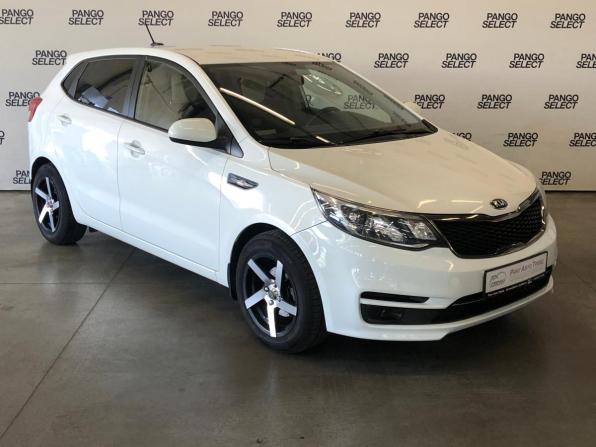 Kia Rio III Рестайлинг с пробегом 2017 года, цена 999 000 рублей, 173282 км, хэтчбек, Автокод Объявления