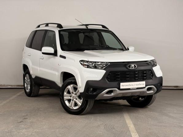 Lada (ВАЗ) Niva Travel I с пробегом 2023 года, цена 1 330 000 рублей, 438 км, внедорожник, Автокод Объявления