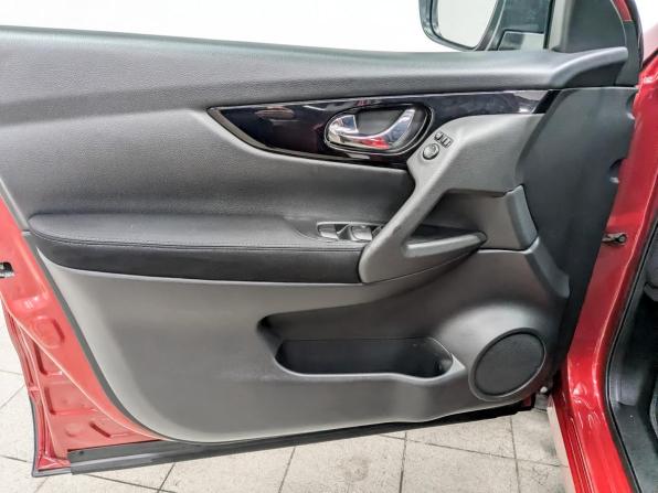 Nissan Qashqai II с пробегом 2017 года, цена 1 630 000 рублей, 99452 км, внедорожник, Автокод Объявления