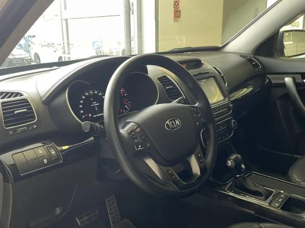 Kia Sorento II Рестайлинг с пробегом 2014 года, цена 1 650 000 рублей, 145000 км, внедорожник, Автокод Объявления