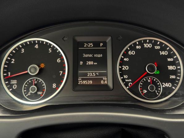 Volkswagen Tiguan I с пробегом 2011 года, цена 979 000 рублей, 259539 км, внедорожник, Автокод Объявления