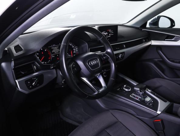 Audi A4 V (B9) с пробегом 2016 года, цена 1 999 999 рублей, 108424 км, седан, Автокод Объявления