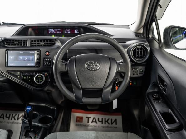 Toyota Aqua I Рестайлинг с пробегом 2017 года, цена 1 005 000 рублей, 98816 км, хэтчбек, Автокод Объявления