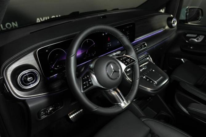 Новый Mercedes-Benz V-Класс III (W447) Рестайлинг 2 2026 года, цена 14 723 000 рублей, минивэн, Автокод Объявления