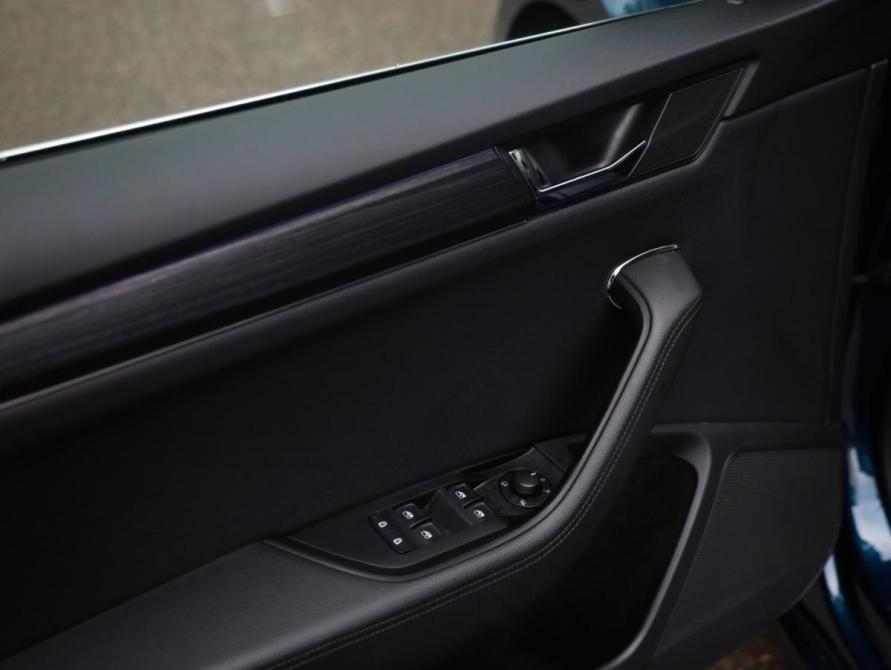 Skoda Superb III Рестайлинг Санкт-Петербург  - изображение 22