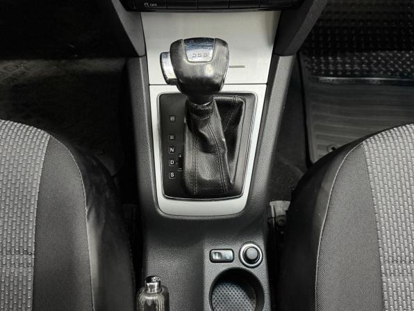 Skoda Octavia II (A5) Рестайлинг с пробегом 2011 года, цена 868 000 рублей, 176287 км, лифтбек, Автокод Объявления