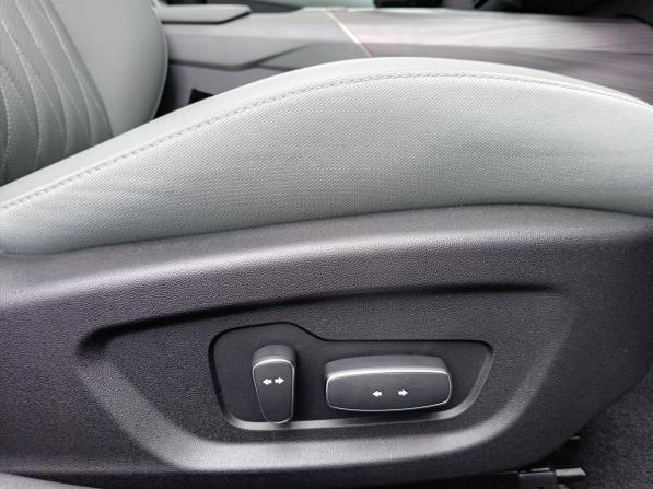 Changan Lamore с пробегом 2024 года, цена 2 040 000 рублей, 26006 км, седан, Автокод Объявления