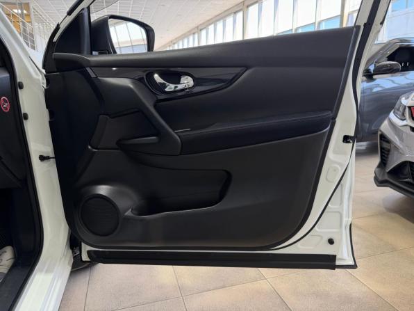 Nissan Qashqai II с пробегом 2014 года, цена 1 350 000 рублей, 117630 км, внедорожник, Автокод Объявления