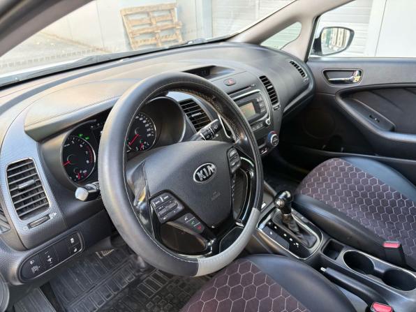 Kia Cerato III Рестайлинг (Classic) с пробегом 2017 года, цена 1 275 000 рублей, 191250 км, седан, Автокод Объявления