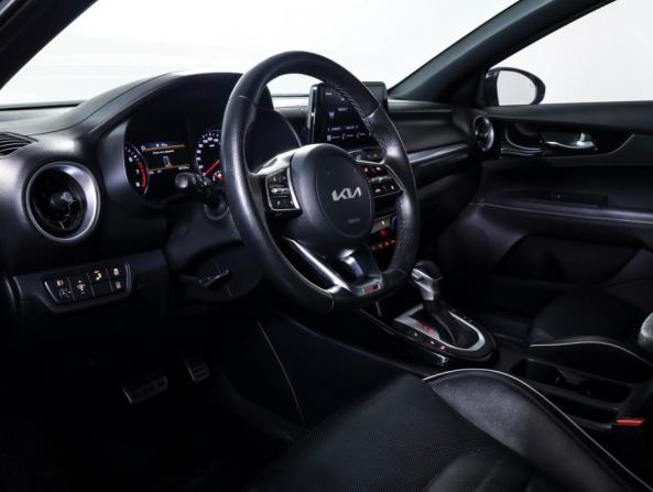 Kia Cerato IV с пробегом 2022 года, цена 2 227 000 рублей, 85760 км, седан, Автокод Объявления