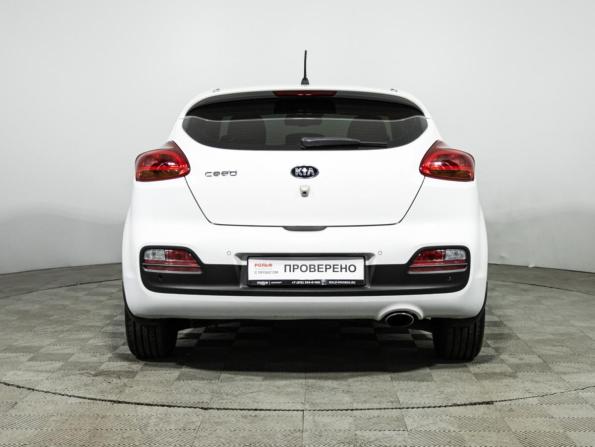 Kia Ceed II Рестайлинг с пробегом 2015 года, цена 1 139 898 рублей, 125244 км, хэтчбек, Автокод Объявления