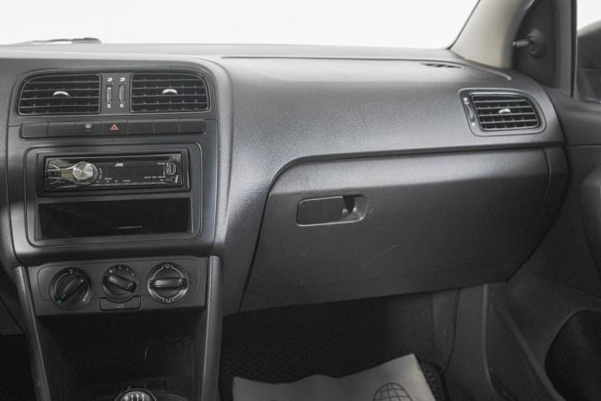 Volkswagen Polo V с пробегом 2012 года, цена 649 000 рублей, 234000 км, седан, Автокод Объявления