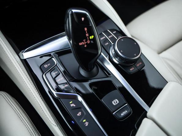 BMW 6 серии IV (G32) с пробегом 2017 года, цена 3 799 000 рублей, 146368 км, лифтбек, Автокод Объявления