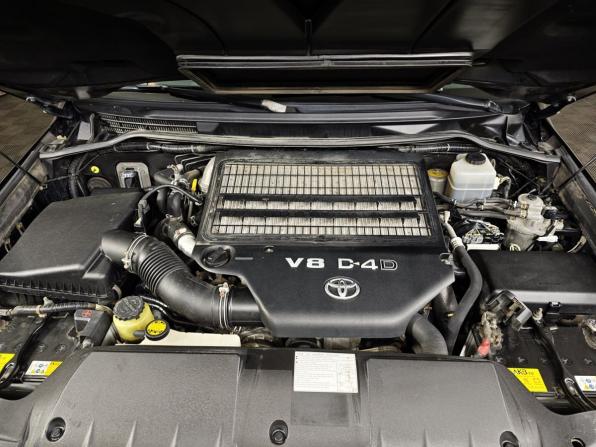 Toyota Land Cruiser 200 Series с пробегом 2010 года, цена 2 435 000 рублей, 324499 км, внедорожник, Автокод Объявления