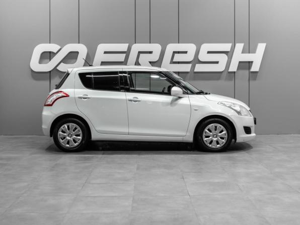 Suzuki Swift IV с пробегом 2013 года, цена 1 000 000 рублей, 128091 км, хэтчбек, Автокод Объявления