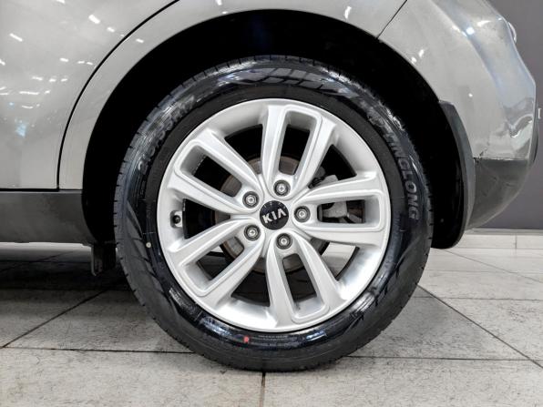 Kia Soul II Рестайлинг с пробегом 2018 года, цена 1 595 000 рублей, 97468 км, хэтчбек, Автокод Объявления