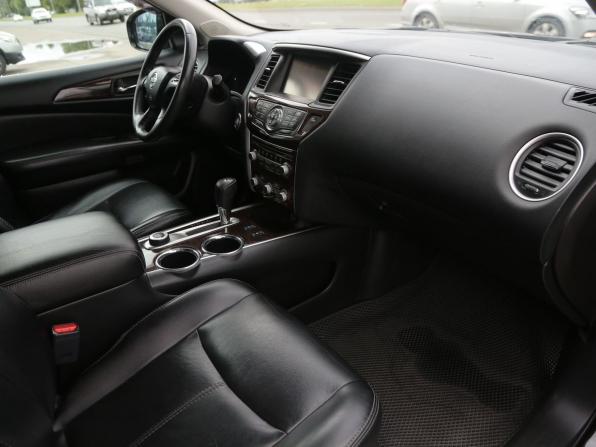 Nissan Pathfinder IV с пробегом 2015 года, цена 1 679 000 рублей, 324000 км, внедорожник, Автокод Объявления