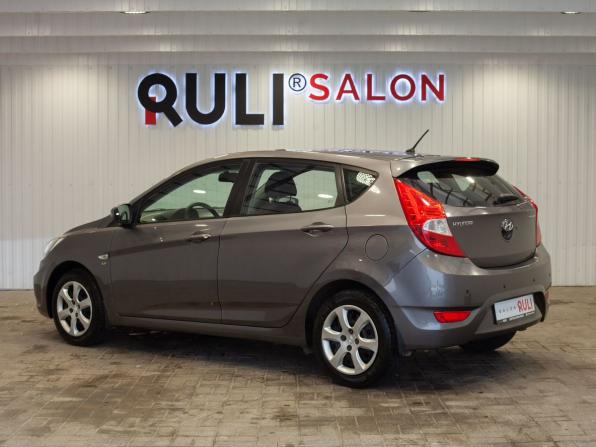 Hyundai Solaris I с пробегом 2012 года, цена 940 000 рублей, 98109 км, хэтчбек, Автокод Объявления
