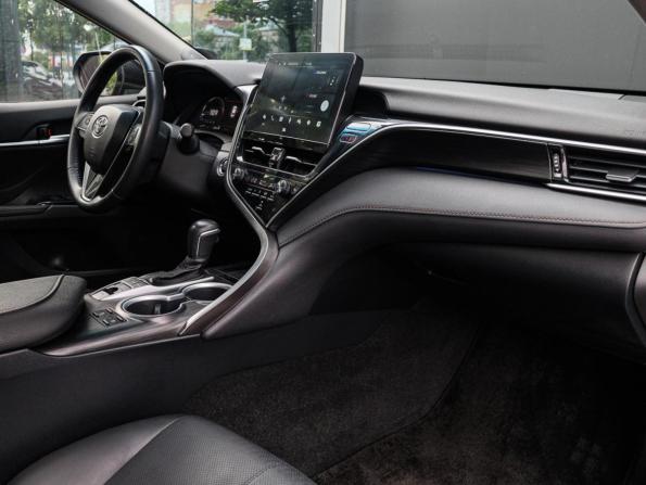 Toyota Camry VIII (XV70) Рестайлинг с пробегом 2023 года, цена 3 650 000 рублей, 23071 км, седан, Автокод Объявления