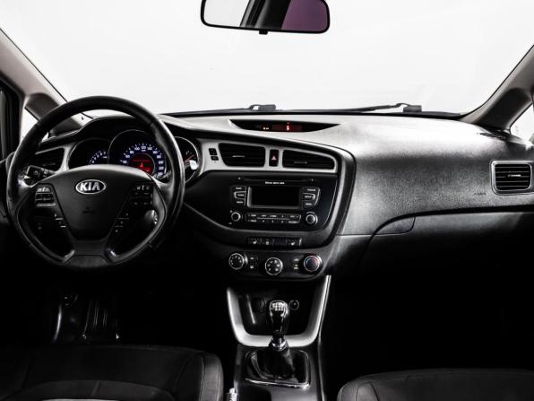 Kia Ceed II с пробегом 2014 года, цена 746 000 рублей, 209568 км, универсал, Автокод Объявления