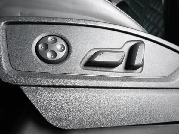 Audi Q5 II (FY) Рестайлинг с пробегом 2020 года, цена 3 999 000 рублей, 103889 км, внедорожник, Автокод Объявления
