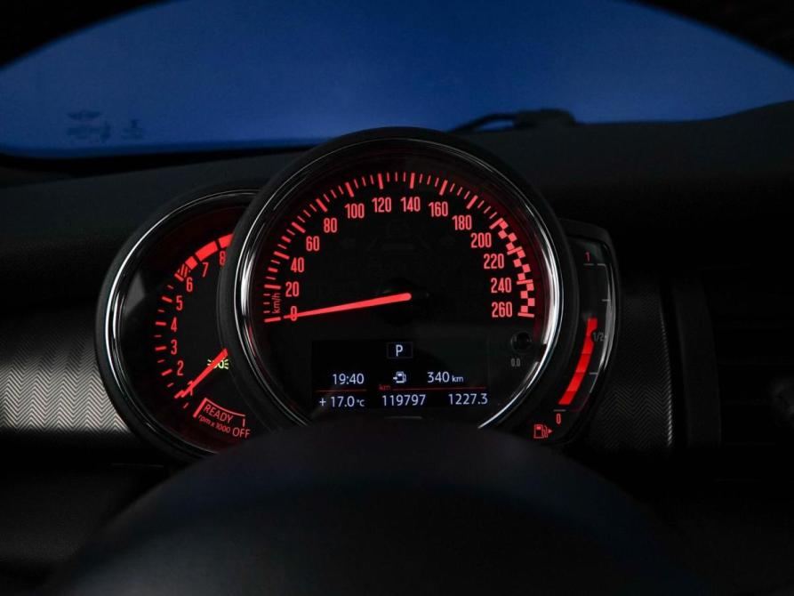 Mini Hatch III (F55/F56) Рестайлинг Москва  - изображение 21