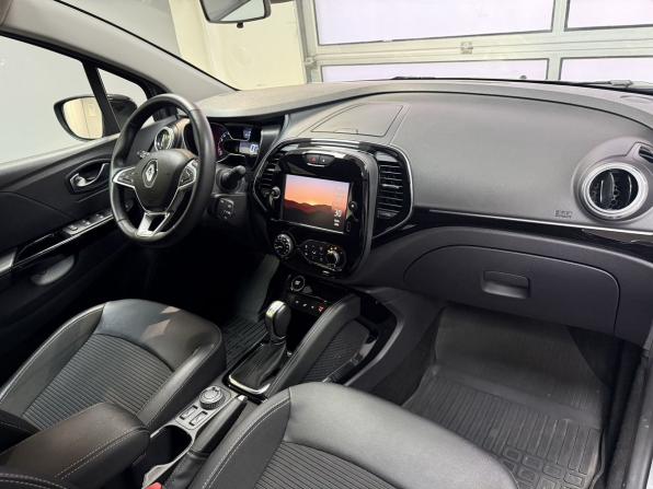 Renault Kaptur I Рестайлинг с пробегом 2021 года, цена 1 785 000 рублей, 61639 км, внедорожник, Автокод Объявления