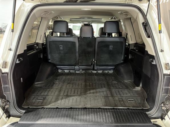 Toyota Land Cruiser 200 Series Рестайлинг 2 с пробегом 2016 года, цена 5 700 000 рублей, 133346 км, внедорожник, Автокод Объявления