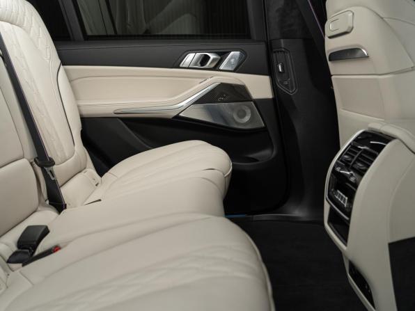 Новый BMW X7 I (G07) Рестайлинг 2026 года, цена 17 990 000 рублей, внедорожник, Автокод Объявления