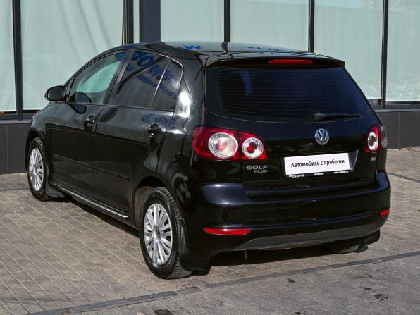 Volkswagen Golf Plus II с пробегом 2010 года, цена 685 000 рублей, 323692 км, хэтчбек, Автокод Объявления