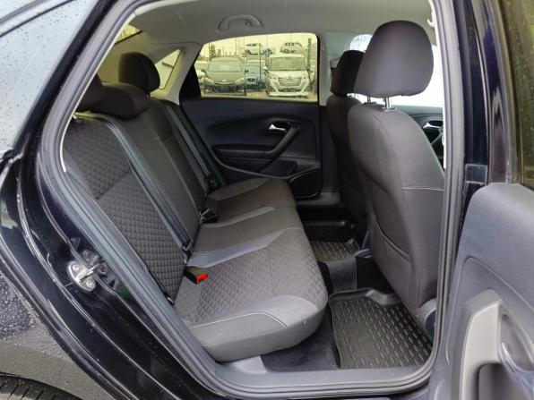 Volkswagen Polo V Рестайлинг с пробегом 2018 года, цена 1 264 995 рублей, 140120 км, седан, Автокод Объявления
