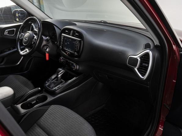 Kia Soul III с пробегом 2020 года, цена 2 050 000 рублей, 67201 км, хэтчбек, Автокод Объявления