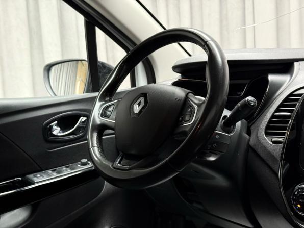 Renault Kaptur I с пробегом 2018 года, цена 1 649 000 рублей, 146395 км, внедорожник, Автокод Объявления